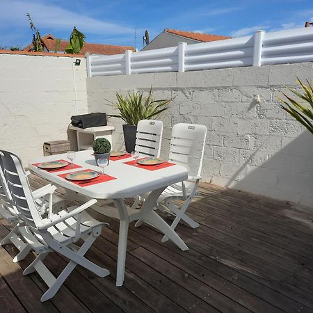 Villa Privee A 300M De La Plage Saint-Gilles-Croix-de-Vie Exterior photo