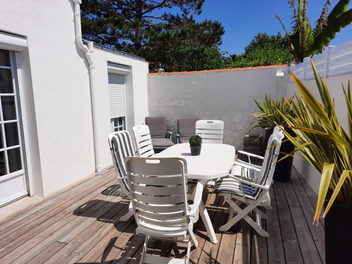 Villa Privee A 300M De La Plage Saint-Gilles-Croix-de-Vie Exterior photo